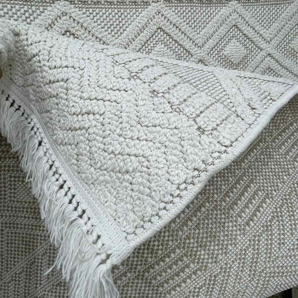 سجاد خيش ماجستيك تركي 08642B ايفوري مقاس 100*200