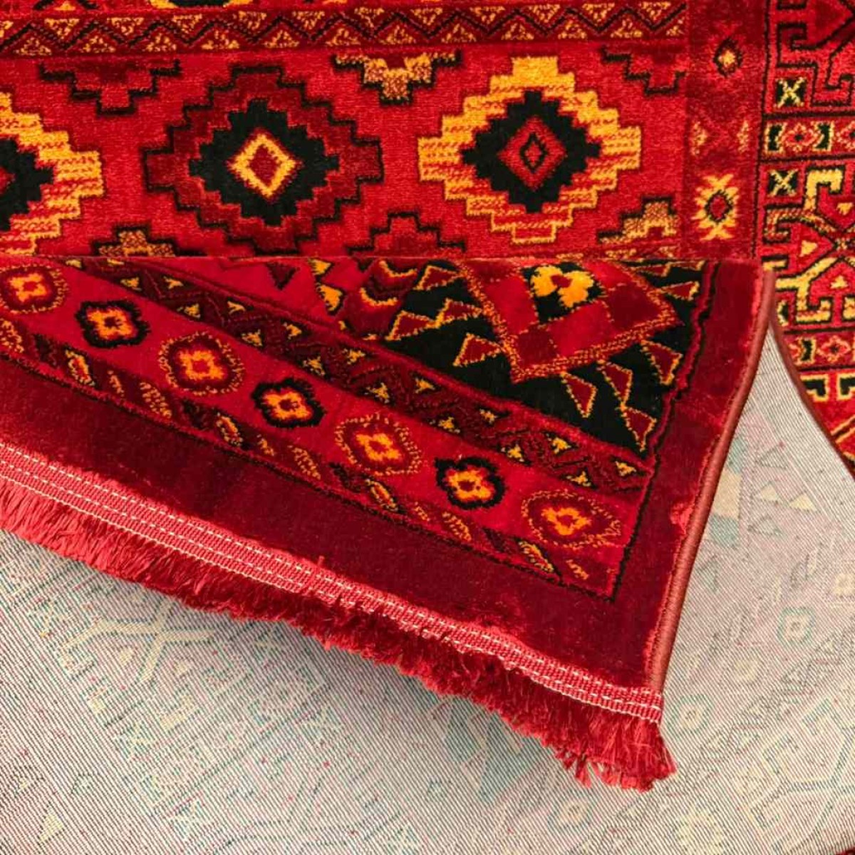 سجاد تركي بخارى سوبر افغاني RFG4507 احمر مقاس 200*300