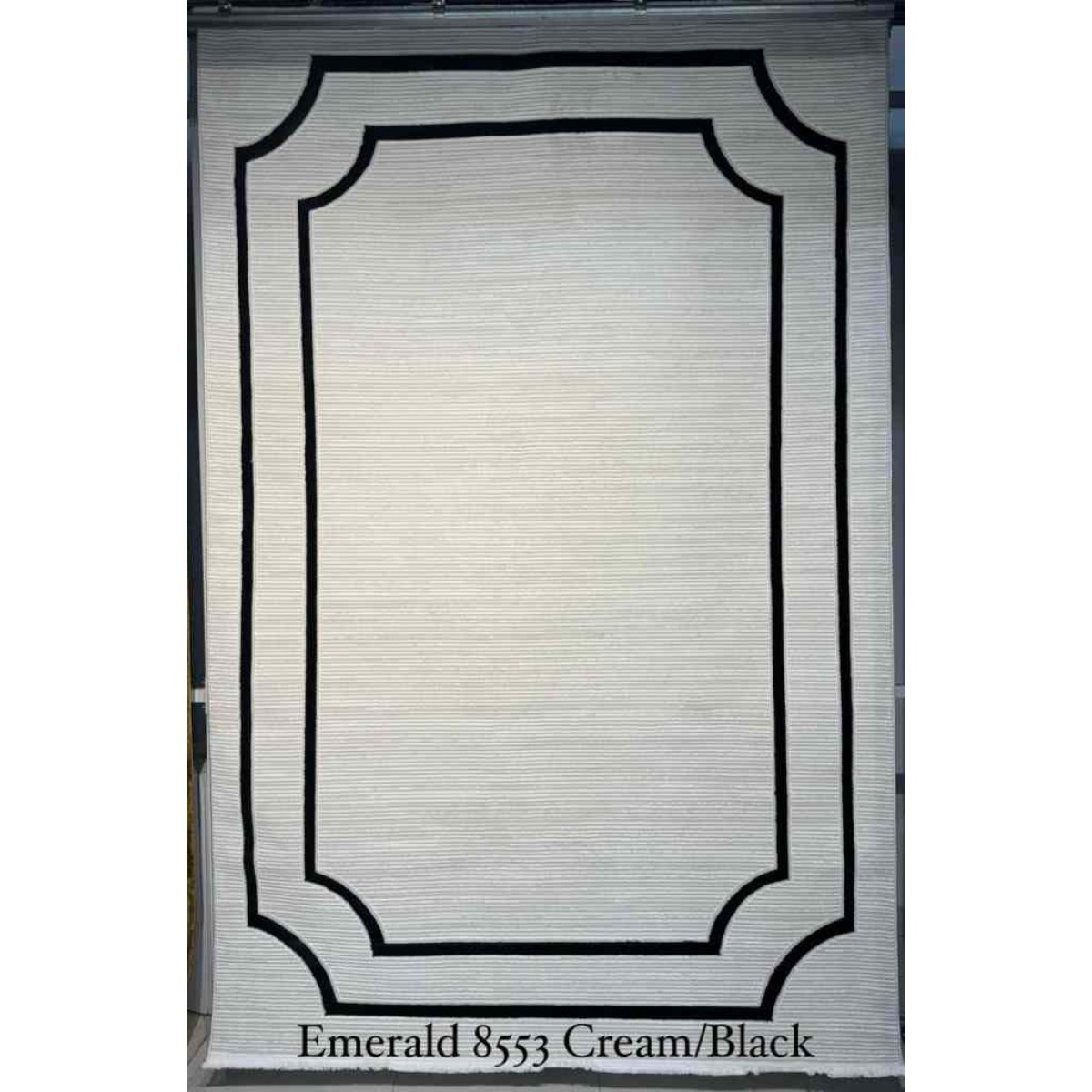 سجاد تركي اطار برواز الزمرد 8553 كريم اسود مقاس 200*300