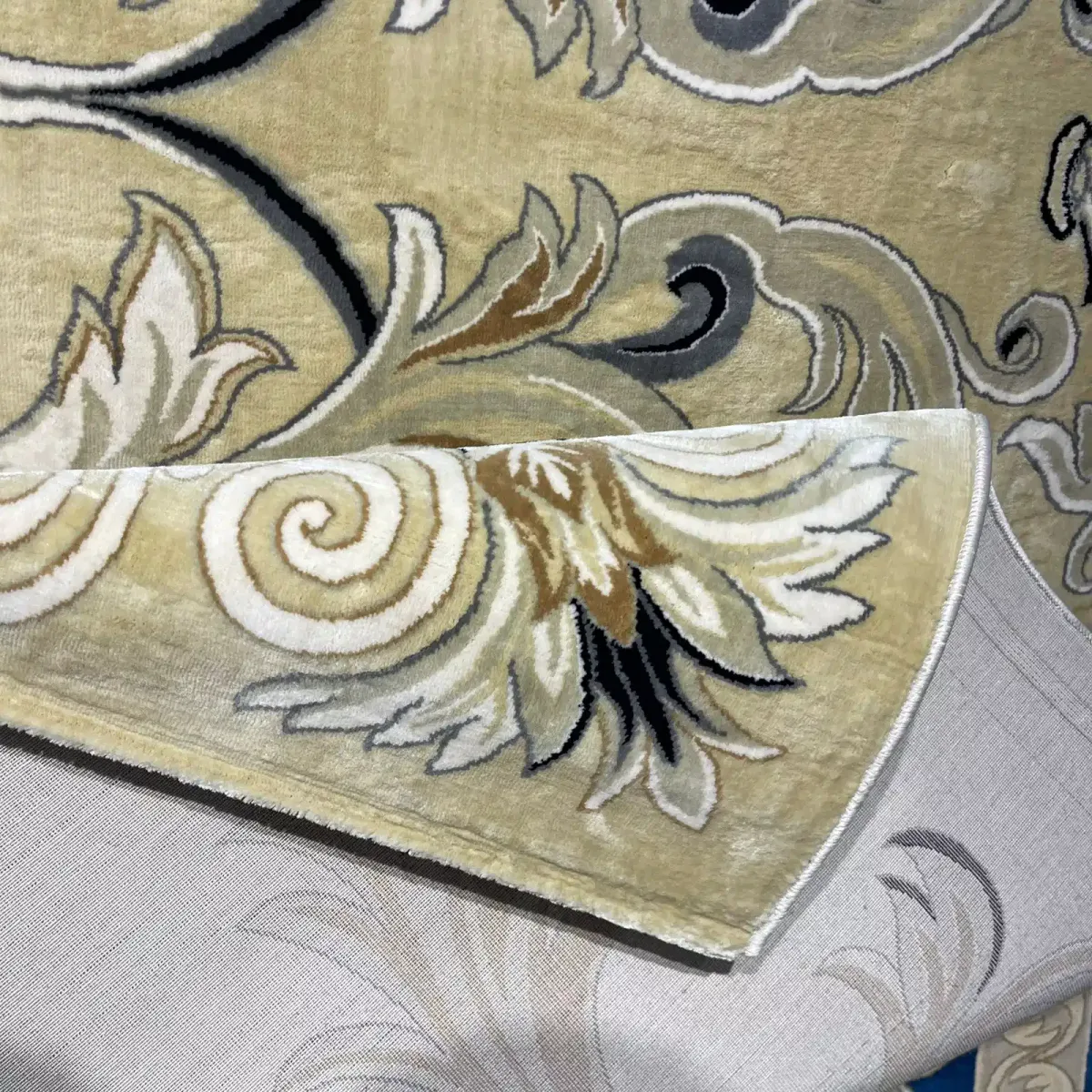 سجاد تركي لمينا نقش فرنسي 40844A ذهبي مقاس 250*350