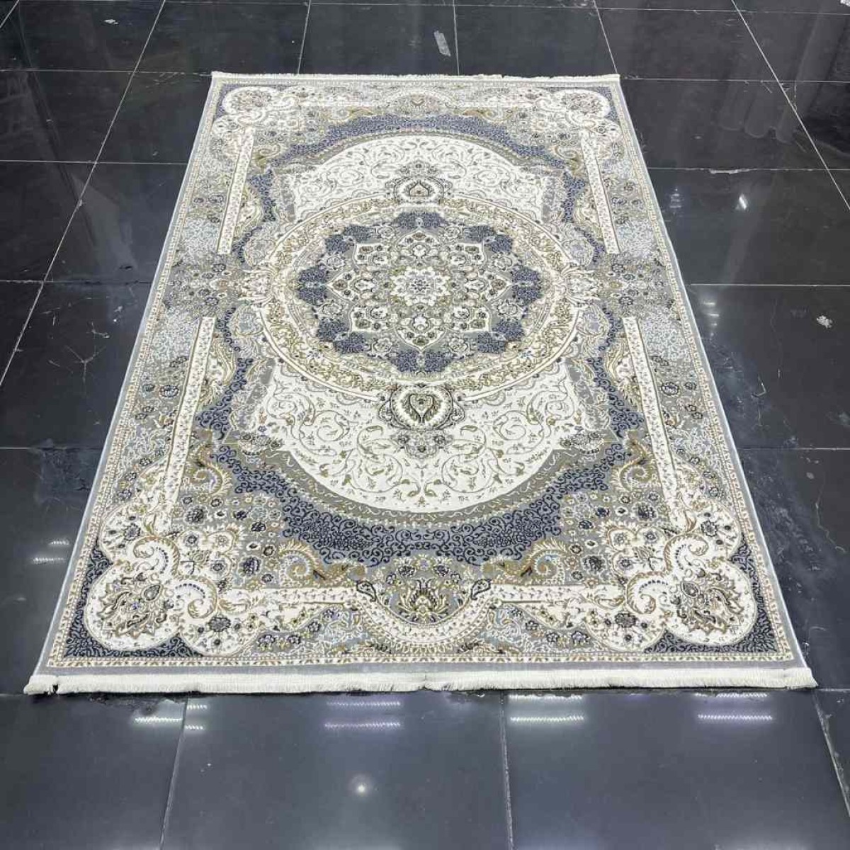 سجاد نجلة تركي كلاسيك ناعم NC63B رصاصي مقاس 100*200 سجاد نجلة تركي كلاسيك ناعم NC63B رصاصي مقاس 100*200