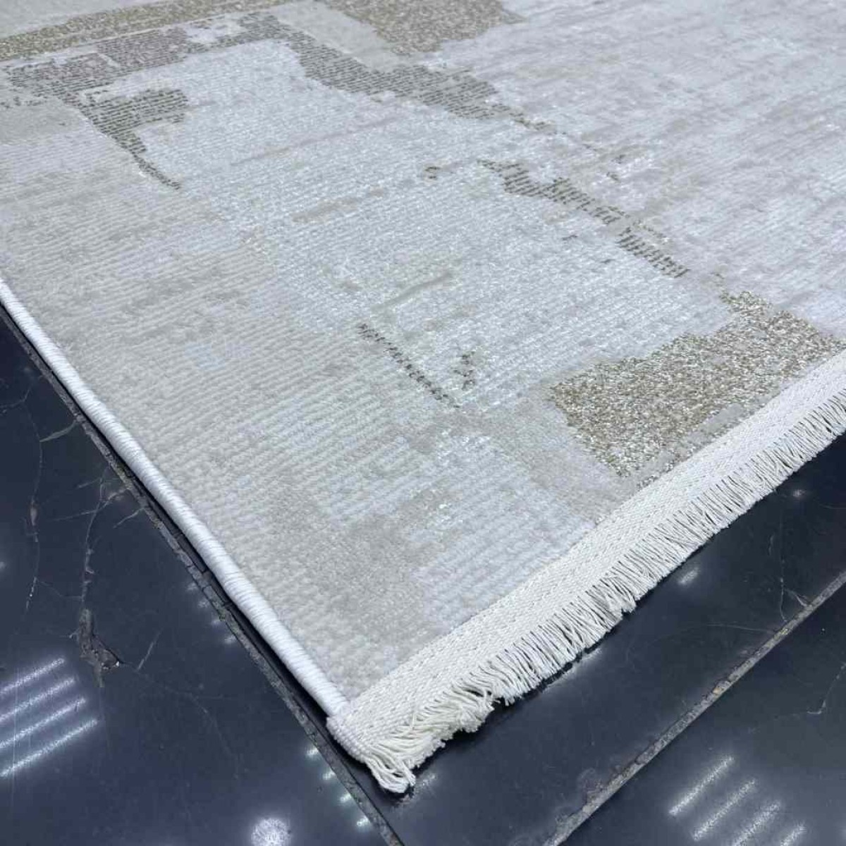 سجاد بيرل تركي 28627A بيج كريم مقاس 100*300 سجاد بيرل تركي 28627A بيج كريم مقاس 100*300
