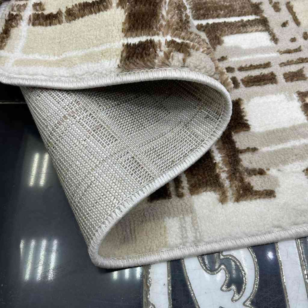 موكيت ستايل 5 نقشه DN07A تركي تناسب جميع الفرف لون بيج و بني