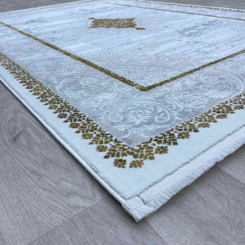 سجاد تركي موطو 049770 ذهبي درجة اولا  مقاس 150*220