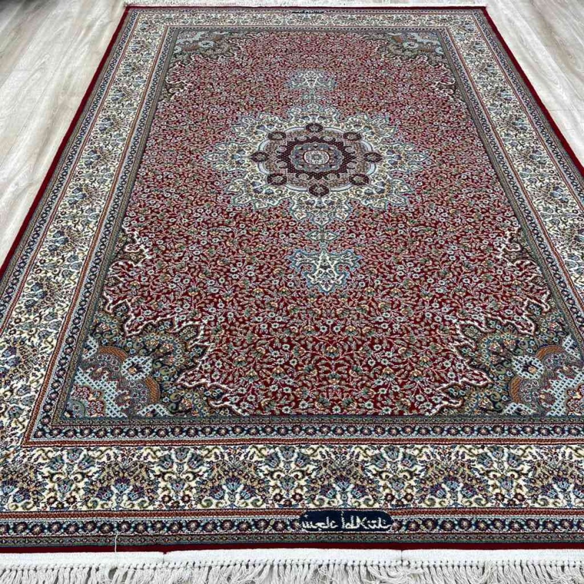 سجاد تركي كلاسيك هجران احمر مقاس 300*400 سجاد تركي كلاسيك هجران احمر مقاس 300*400