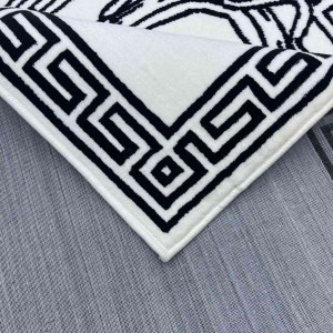 سجاد مايباخ الجديد شانيل ابيض و ذهبي ساده مقاس 100*200 سجاد مايباخ الجديد شانيل ابيض و ذهبي ساده مقاس 100*200