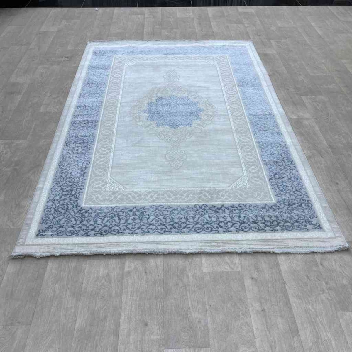 سجاد تركي بيتون تركي 26569A كريم ازرق مقاس 300*400 سجاد تركي بيتون تركي 26569A كريم ازرق مقاس 300*400