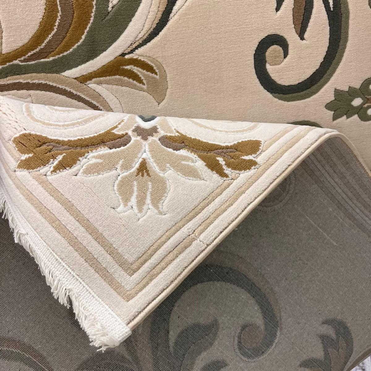 سجاد تركي ايفل 41180A اخضر بيج فاتح مقاس 50*80