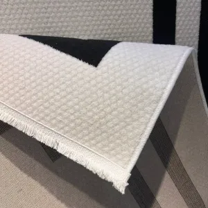 سجاد تركي اطار برواز فريم F494A كريم اسود مقاس 300*400