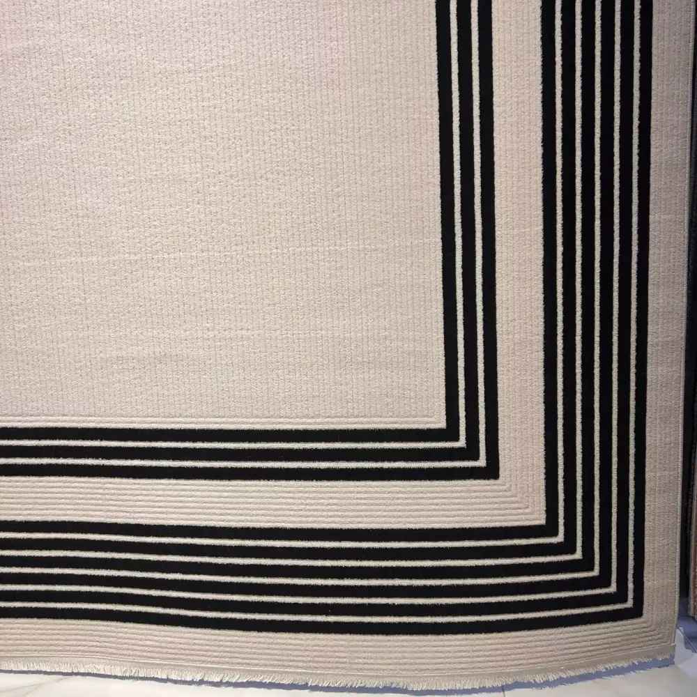 سجاد تركي اطار برواز فريم F498A كريم اسود مقاس 80*150