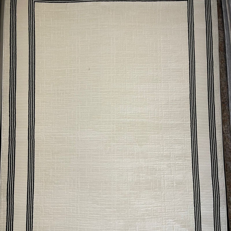 سجاد تركي اطار برواز فيكتوريا 41603A كريم اسود مقاس 150*220