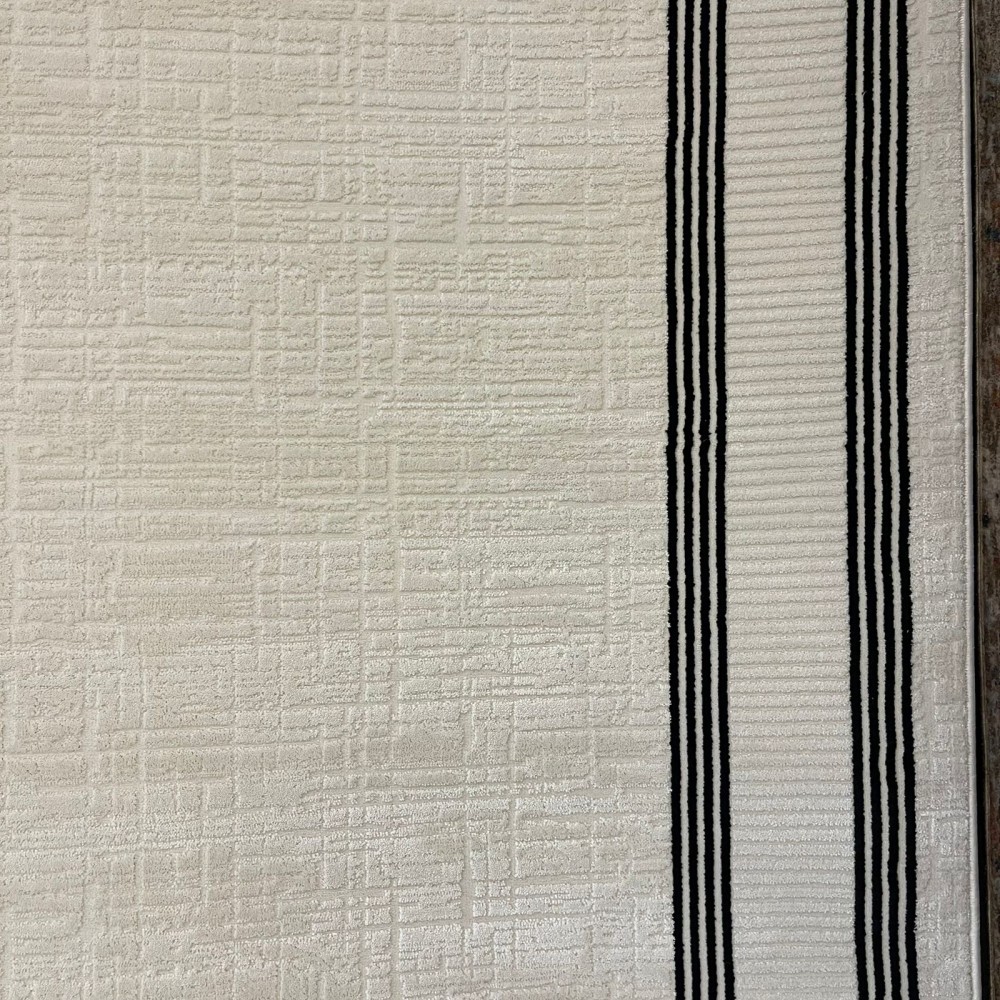 سجاد تركي اطار برواز فيكتوريا 41603A كريم اسود مقاس 150*220