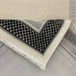 سجاد تركي اطار برواز فيكتوريا 41607A كريم اسود مقاس 150*220