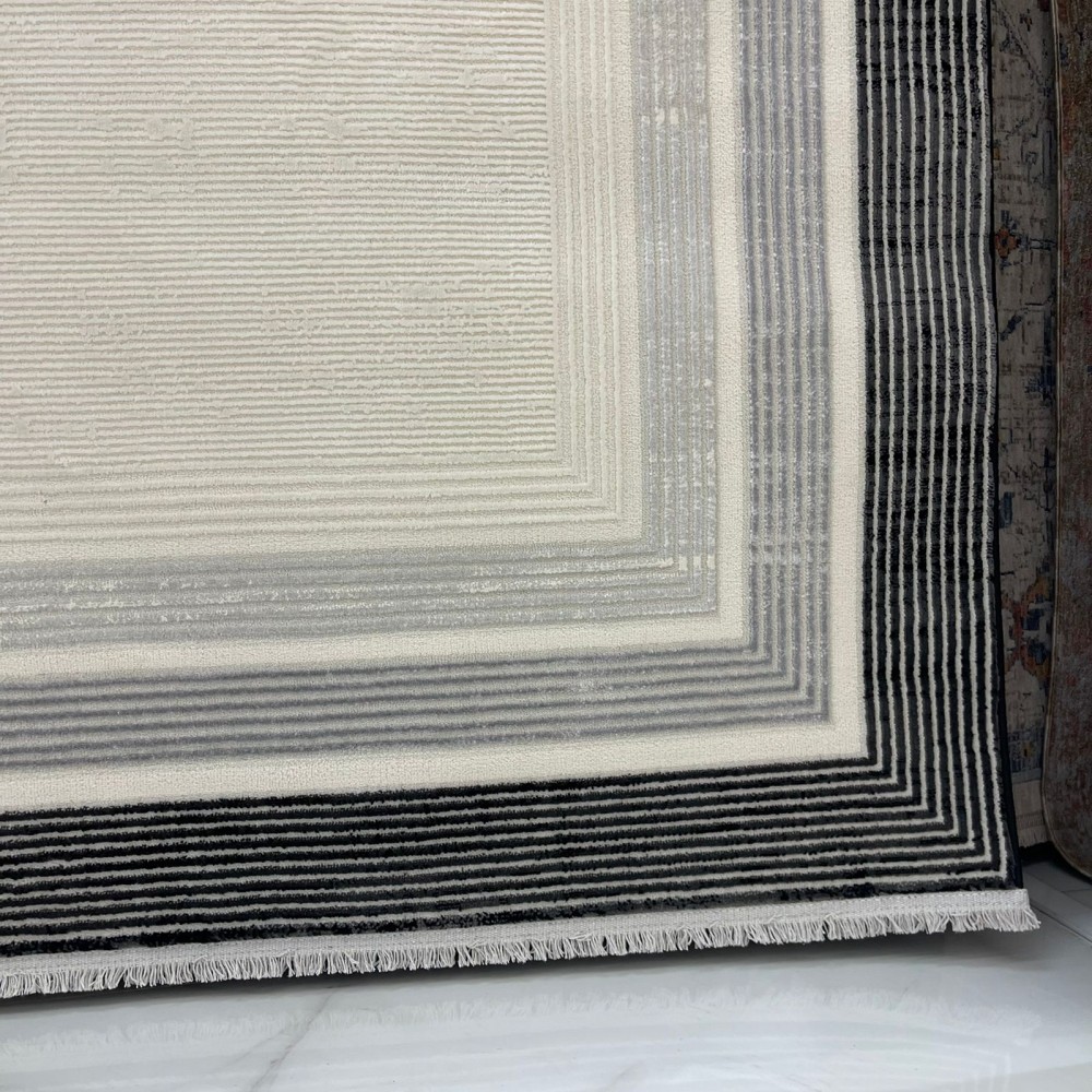 سجاد تركي اطار برواز فيكتوريا 41601A كريم اسود مقاس 80*150