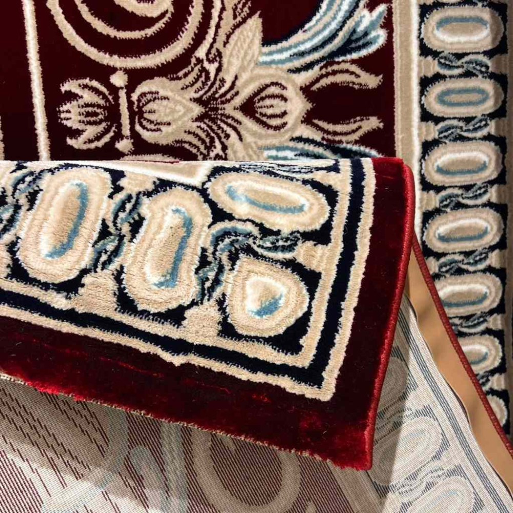 سجاد تركي ماجيستا p1594 احمر مقاس 400*500