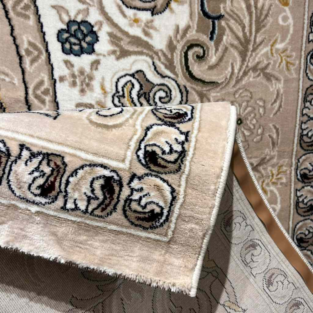 سجاد تركي ماجيستا p1445 بيج فاتح مقاس 400*500