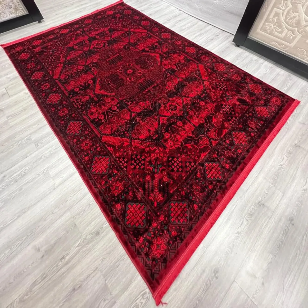 سجاد تركي بخارى قندهار افغاني P1661 احمر غامق مقاس 50*80 سجاد تركي بخارى قندهار افغاني P1661 احمر غامق مقاس 50*80