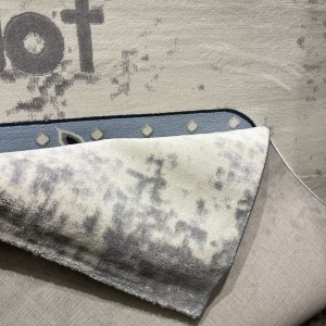 سجاد تركي اطفال كيدز 40680A اللون ابيض رصاصي فاتح مقاس 300*400