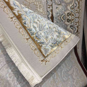 سجاد تركي ايراني لوكس 9024H لون ذهبي مقاس 300*500