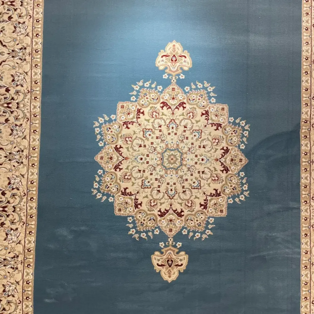 سجاد اصفهان تركي كلاسيك E506B سماوي مقاس 400*400 - اصفهان سجاد تركي كلاسيك