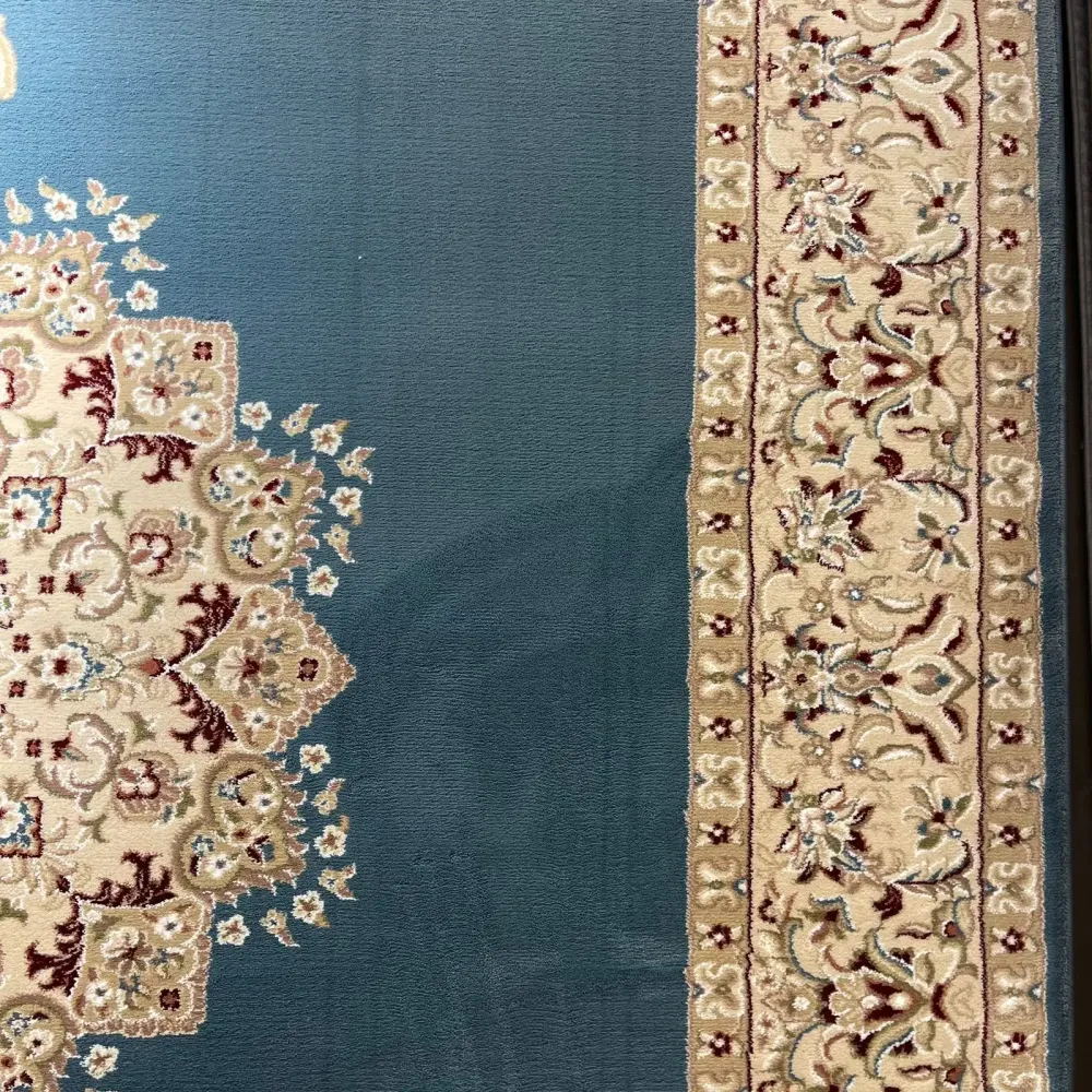 سجاد اصفهان تركي كلاسيك E506B سماوي مقاس 400*400 - اصفهان سجاد تركي كلاسيك