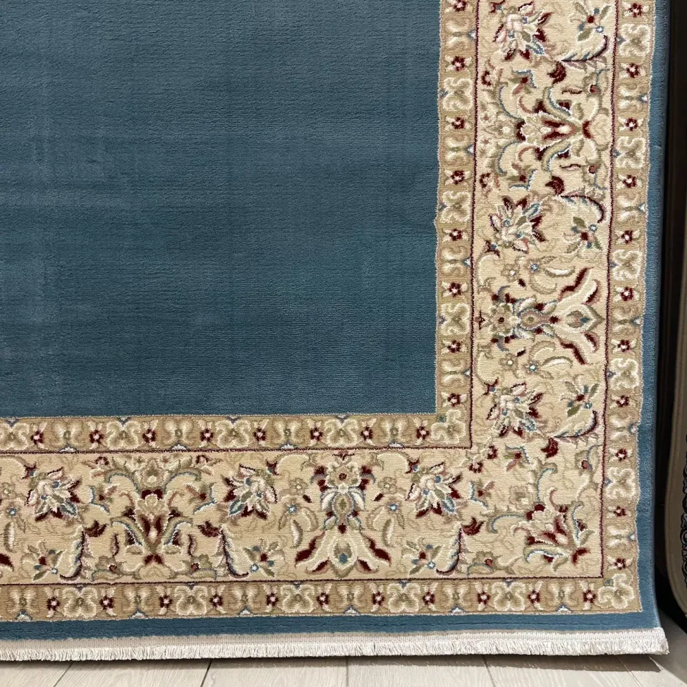سجاد اصفهان تركي كلاسيك E506B سماوي مقاس 400*400 - اصفهان سجاد تركي كلاسيك