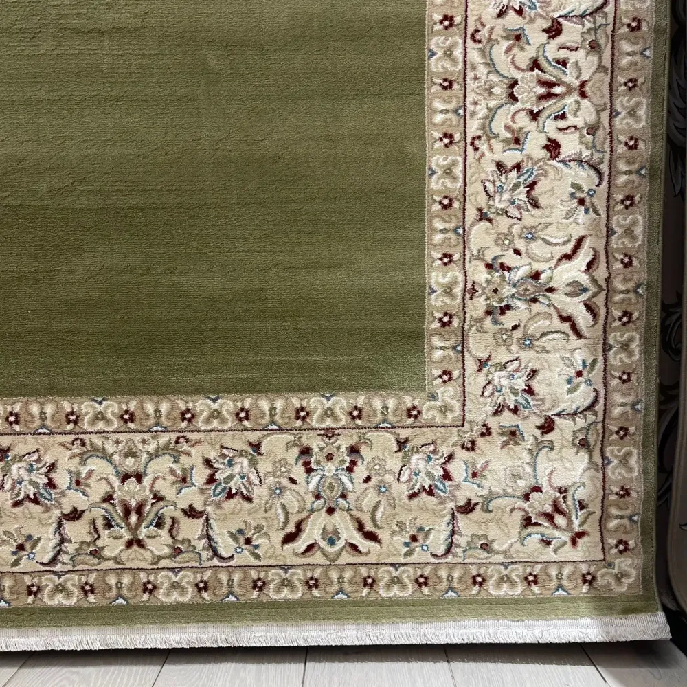 سجاد اصفهان تركي كلاسيك E506B اخضر مقاس 250*350 - اصفهان سجاد تركي كلاسيك