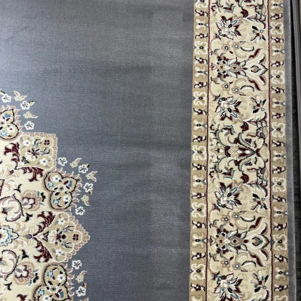 سجاد اصفهان تركي كلاسيك E506B رصاصي مقاس 50*80 - اصفهان سجاد تركي كلاسيك