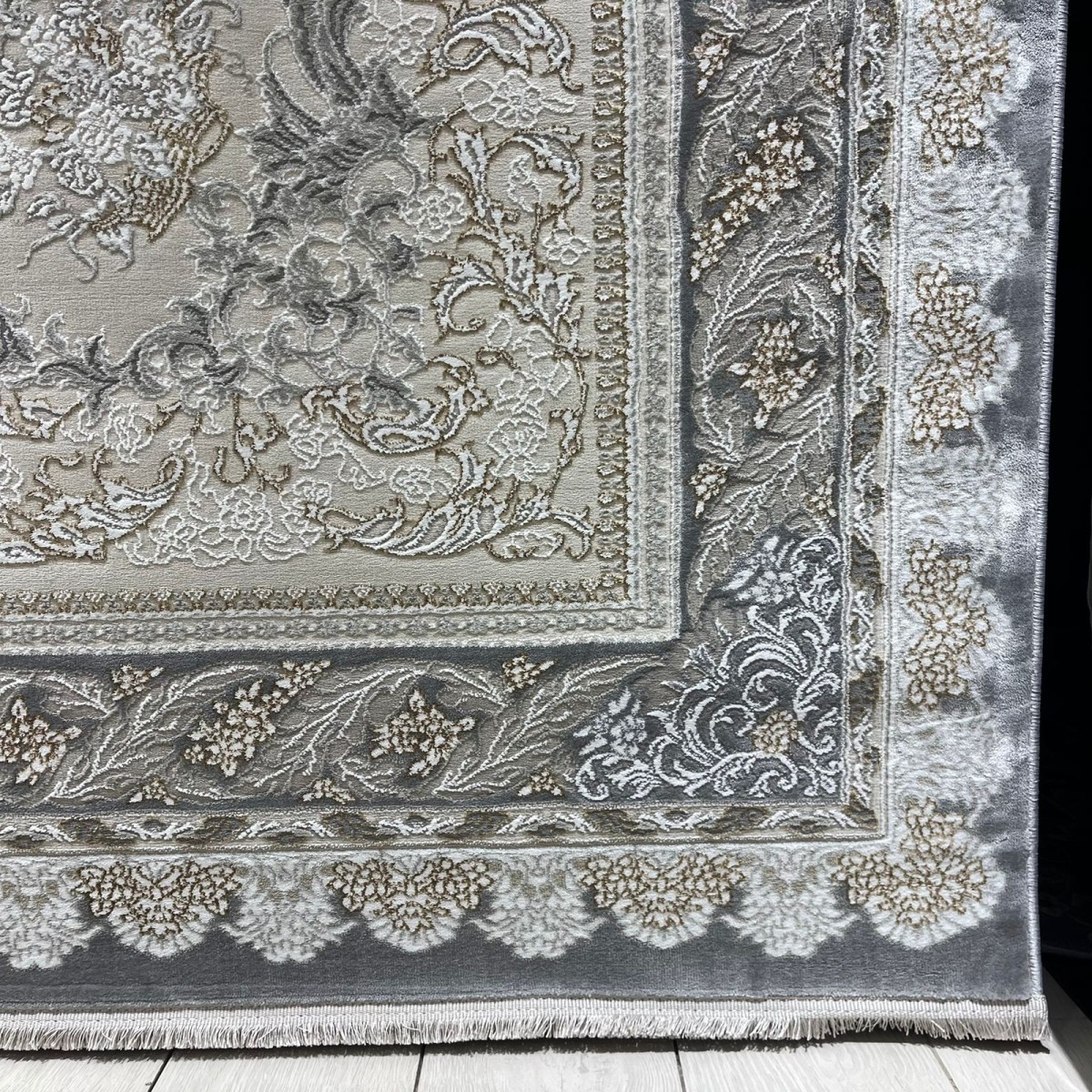سجاد ميرال تركي كلاسيك EO06A كريم رصاصي غامق مقاس  100*300