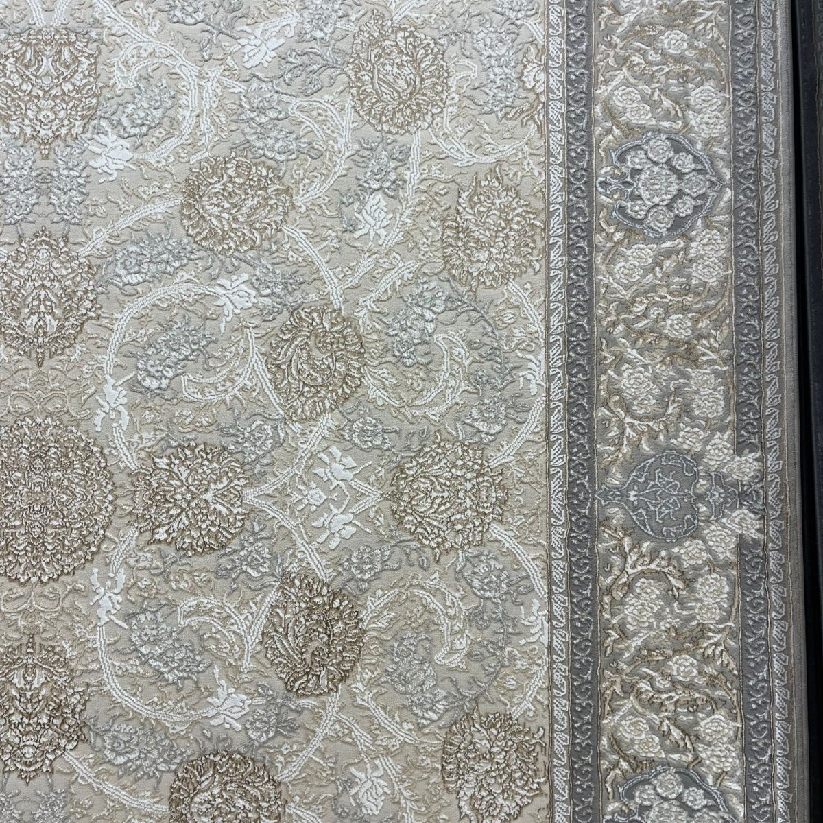 سجاد ميرال تركي كلاسيك EO15A كريم رصاصي فاتح مقاس 150*230