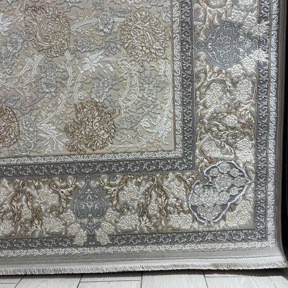 سجاد ميرال تركي كلاسيك EO15A كريم رصاصي فاتح مقاس 150*230