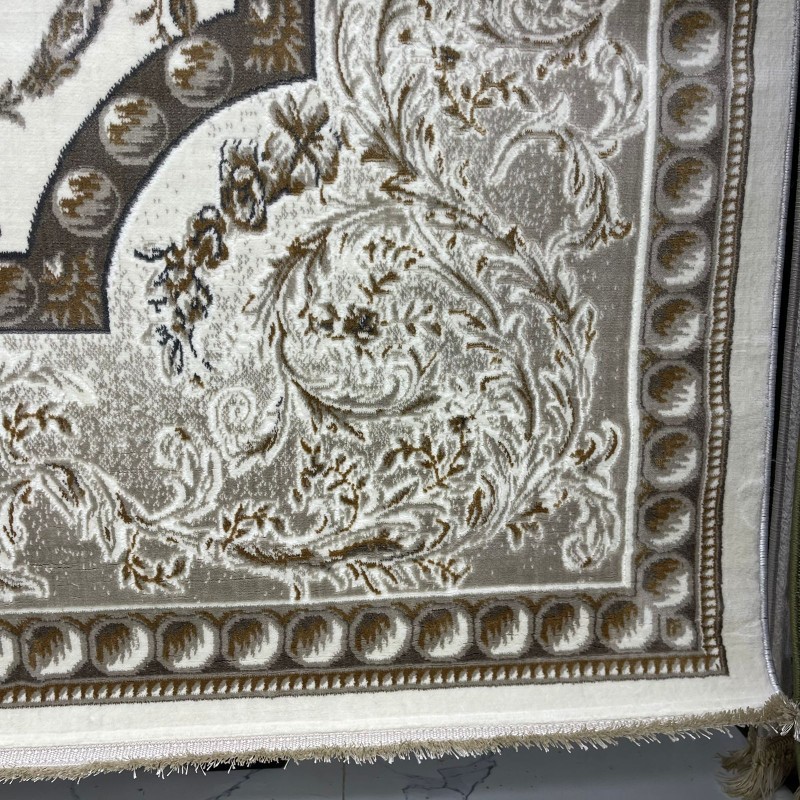 سجاد تركي تبريز كلاسيك سميك 43450F كريم مقاس 500*500
