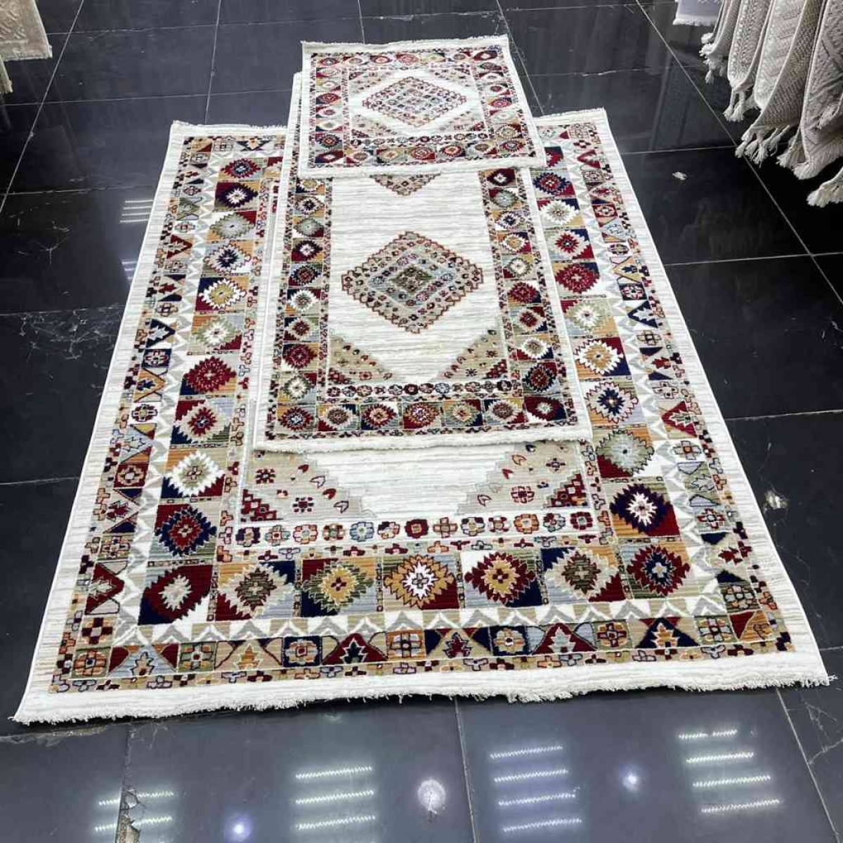 سجاد تركي بوهيمي A1588A بيج كريم مقاس 100*300 سجاد تركي بوهيمي A1588A بيج كريم مقاس 100*300