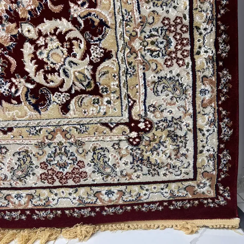 سجاد تركي مرسيليا 2799A كلاسيك مظغوط فاخر احمر مقاس 300*400